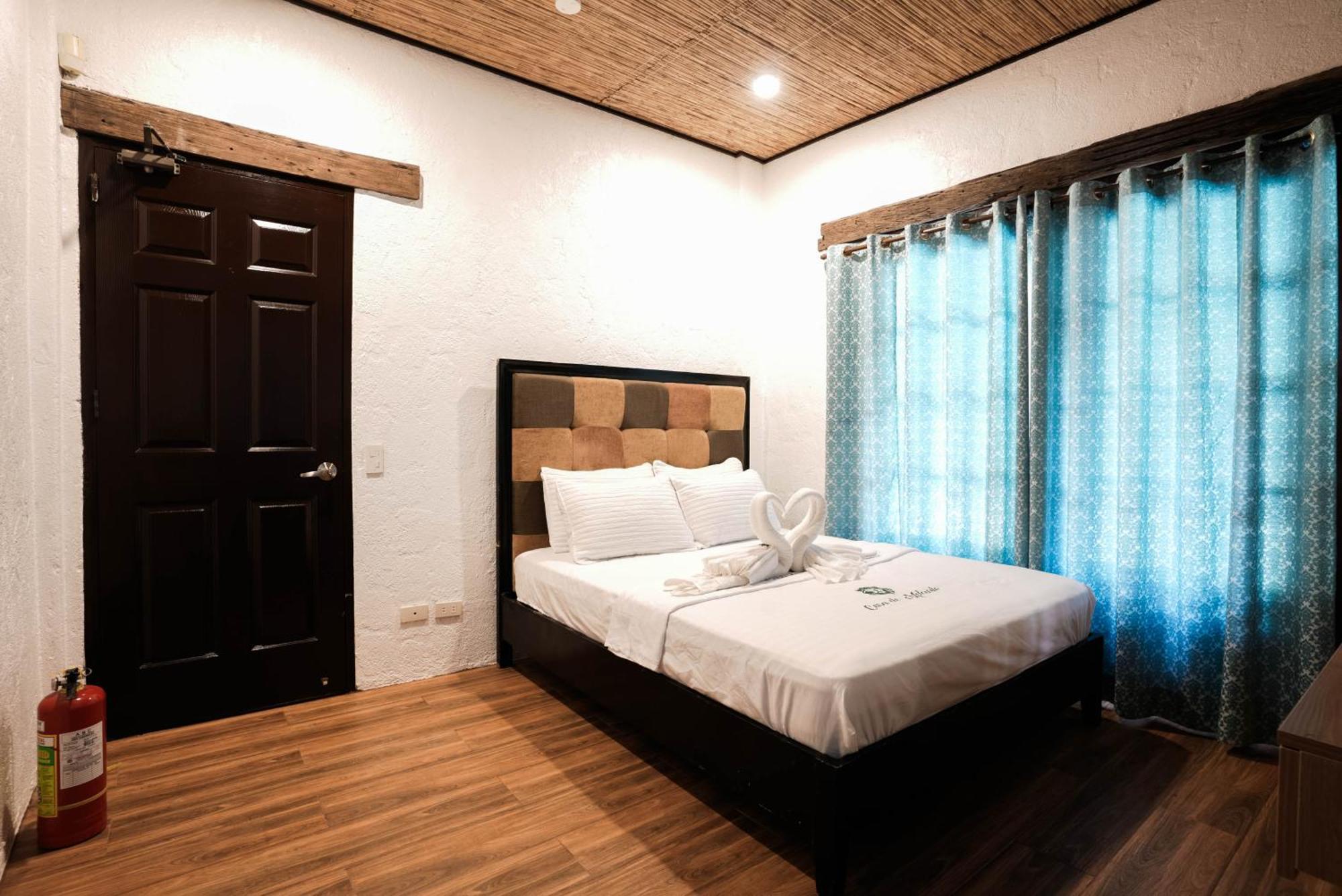 Casa De Celestina Private Resort Silang 外观 照片